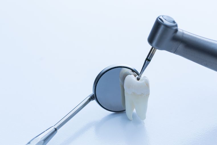 things to avoid after tooth extraction